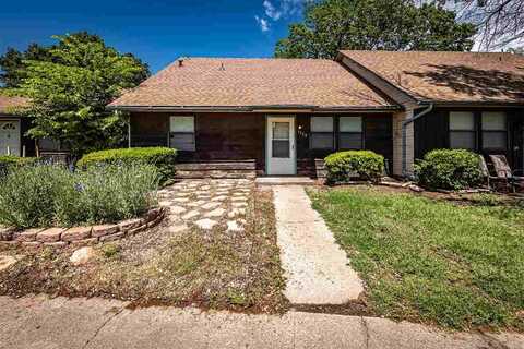 1113 NW 52nd Cir, Lawton, OK 73505