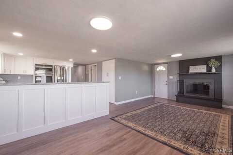 27501 Reams Dr, Dinwiddie, VA 23805