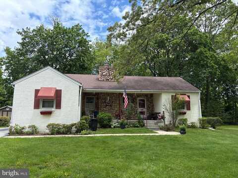 812 AGNES AVE, MORTON, PA 19070