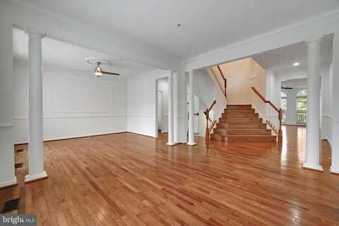 2424 NEWMOOR WAY, UPPER MARLBORO, MD 20774