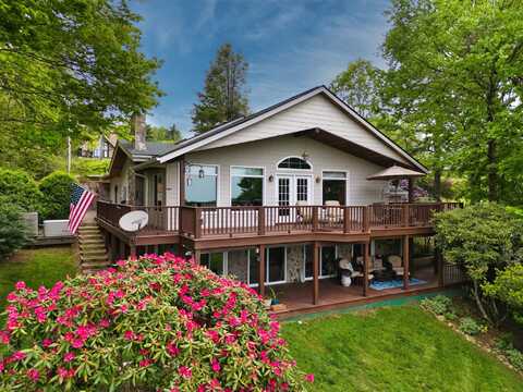 536 MOUNTAIN VIEW Drive, Fancy Gap, VA 24328