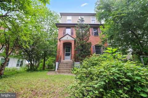 6105 43RD AVE, HYATTSVILLE, MD 20781