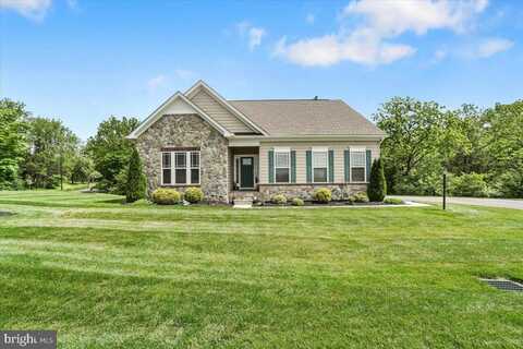 8 RIVER RD, GETTYSBURG, PA 17325