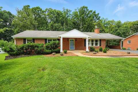 155 ARROWHEAD Drive, Lynchburg, VA 24502