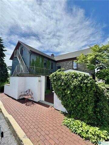 3144 Hamilton Boulevard, White Hall, PA 18103