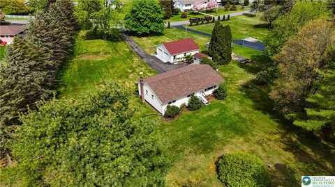 990 East James Street, Towamensing, PA 18235