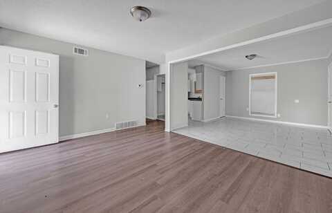 4969 RUTHIE, Memphis, TN 38127