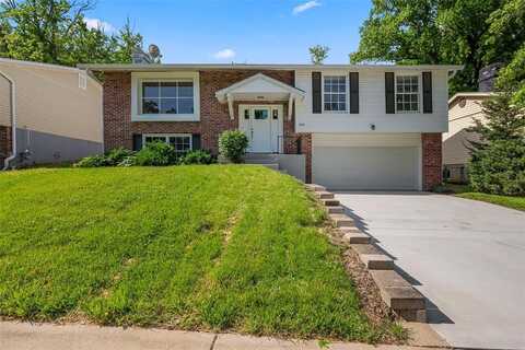 412 Sorrento Drive, Ballwin, MO 63021