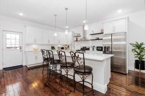 3468 Giles Avenue, Saint Louis, MO 63116
