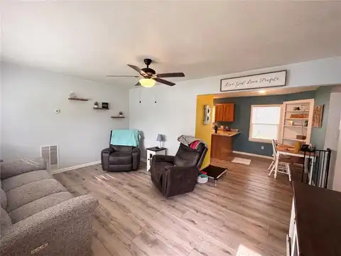 711 N Lindell Street, Vandalia, MO 63382