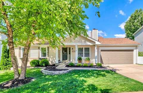 1332 Piedras Parkway, Fenton, MO 63026