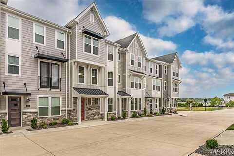 8916 Gateway Circle, Richmond Heights, MO 63144