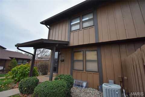 1103 Hampton Court, Belleville, IL 62223