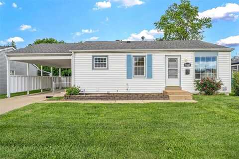 12124 Bennington Place, Maryland Heights, MO 63043
