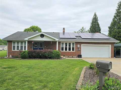 5 Yount Drive, Hillsboro, IL 62049