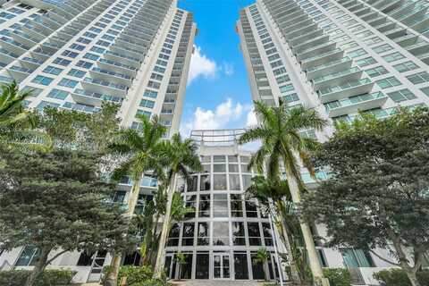 2681 N Flamingo Rd, Sunrise, FL 33323