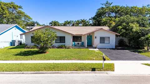 4955 NW 10th St, Coconut Creek, FL 33063