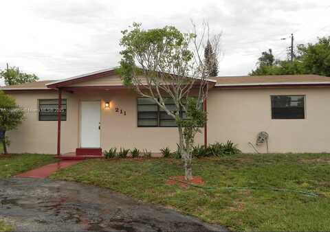 211 N 66th Ter, Hollywood, FL 33024