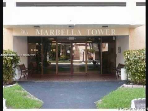 200 178th Dr, Sunny Isles Beach, FL 33160