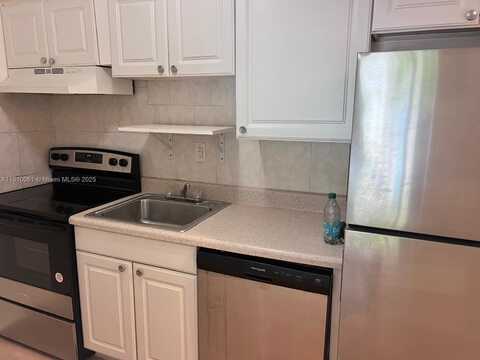 7820 NE Bayshore Ct, Miami, FL 33138