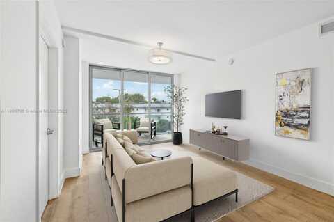 13800 Highland Dr, North Miami Beach, FL 33181