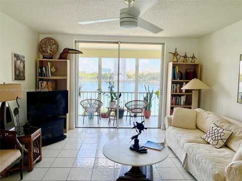 2999 POINT EAST DR, Aventura, FL 33160