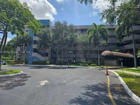 900 Colony Point Cir, Pembroke Pines, FL 33026