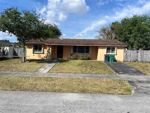 16320 SW 100th Ct, Miami, FL 33157