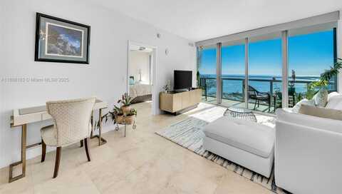 888 Biscayne Blvd, Miami, FL 33132