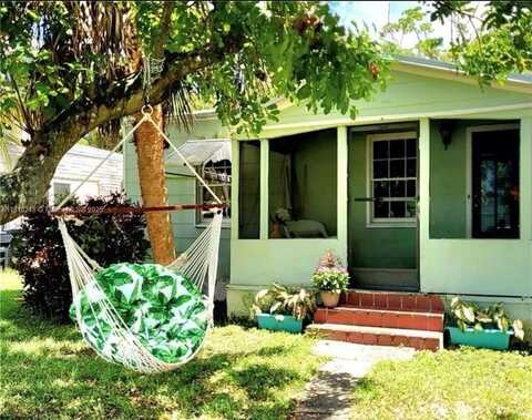 218 SW 10th St, Fort Lauderdale, FL 33315