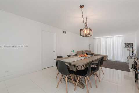 6039 Collins Ave, Miami Beach, FL 33140