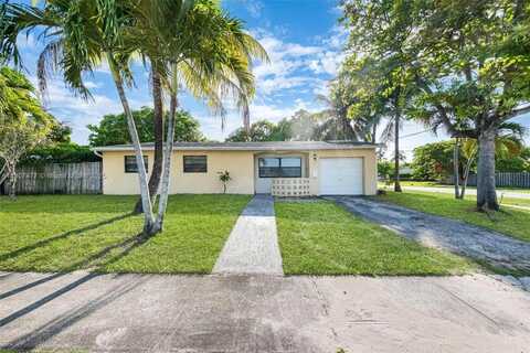 2391 NW 63rd Ter, Sunrise, FL 33313