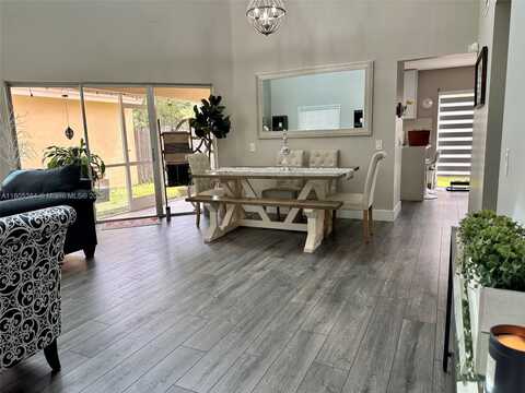 1533 Garden Rd, Weston, FL 33326