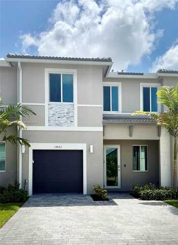 1421 SE 7th Ter, Homestead, FL 33034