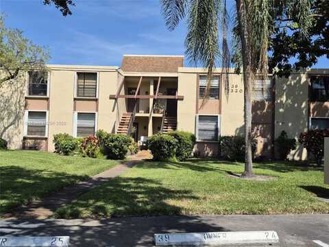 7320 NW 18th St, Margate, FL 33063