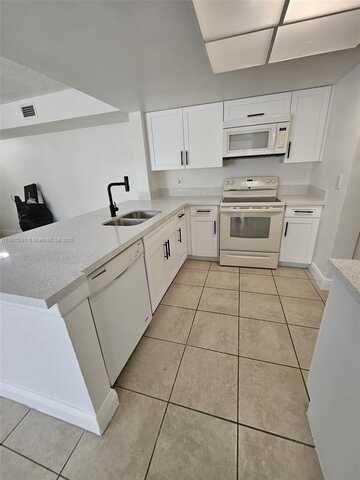 9266 W Atlantic Blvd, Coral Springs, FL 33071