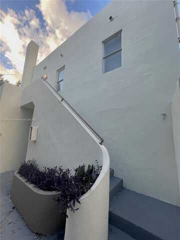 1034 Jefferson Ave, Miami Beach, FL 33139