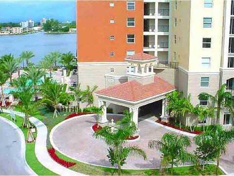 17150 N Bay Rd, Sunny Isles Beach, FL 33160