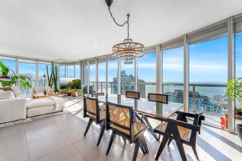 465 E Brickell Ave, Miami, FL 33131