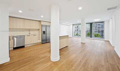 1500 Bay Rd, Miami Beach, FL 33139
