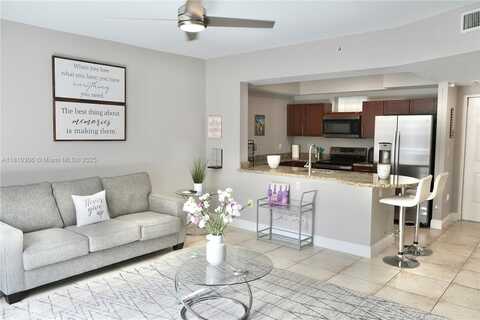 7275 SW 90th St, Miami, FL 33156