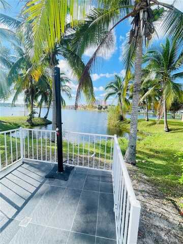 1540 NE 191st St, Miami, FL 33179