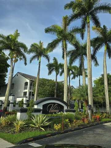 4555 NW 99th Ave, Doral, FL 33178