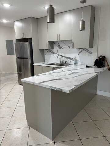 846 W 31st St, Hialeah, FL 33012