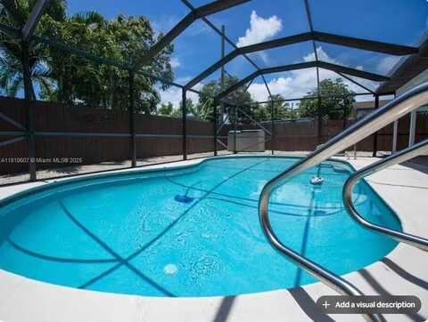 7650 NW 33rd St, Davie, FL 33024