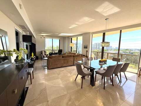 16275 Collins Ave, Sunny Isles Beach, FL 33160