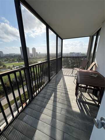 3375 N Country Club Dr, Aventura, FL 33180
