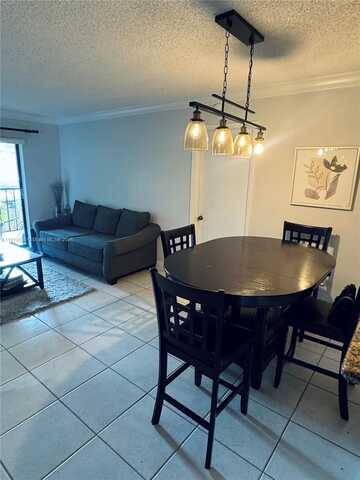 9722 Hammocks Blvd, Miami, FL 33196