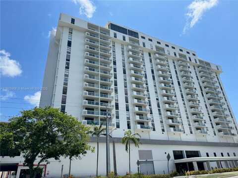 13499 Biscayne Blvd, North Miami, FL 33181