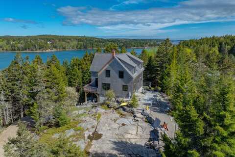170 Harbor Road, Swans Island, ME 04685